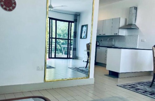 Serrekunda House | Relax Oceanfront Suites - Three-Bedroom Apartment with Ocean Viewnn