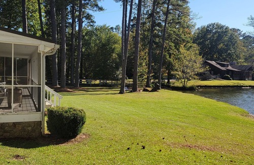 Douglasville House | Relax on Private Lake - Nearby Access to Town