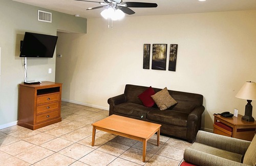 Pinetop Condo | Relax, Recharge, and Hike On! 2BR Condo
