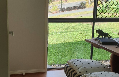 Reedy Creek House | Relax & Unwind on the Gold Coast. 15 to 20 mints drive from Burleigh Beach