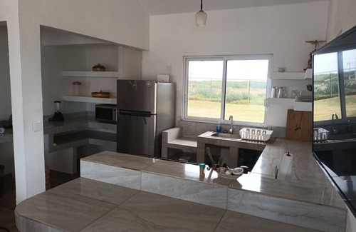 Emerald Coast House | Relax with the whole family at this peaceful place to stay.n