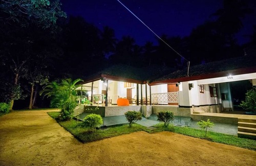 Kurunegala House | Relax your stay and realize your vision of comfort with us in crisp linen theme