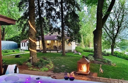 Saint-Valerien-de-Milton Ski Chalet | Relaxation cabin