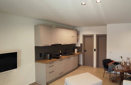 Parga Apartment | Relaxed Space for Couples or Families is just 5 minutes - downtown, with parking