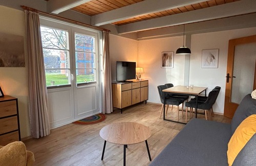 Ostersiel Apartment | Relaxed vacation apartment "Haus Möwe" right by the sea on Pellworm!
