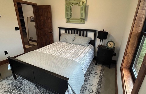 Granville Other | Relaxing 2-bedroom barndominium and farm with fishing pond in fabulous Granville