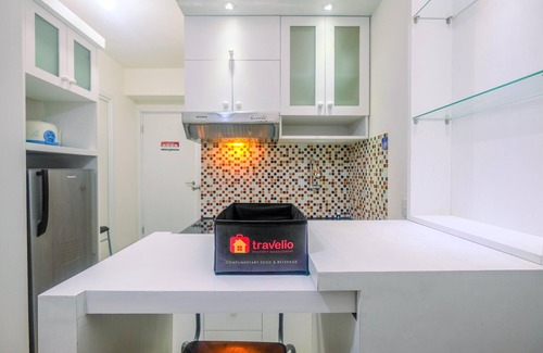Rawasari Apartment | Relaxing 2BR at Green Pramuka Apartment