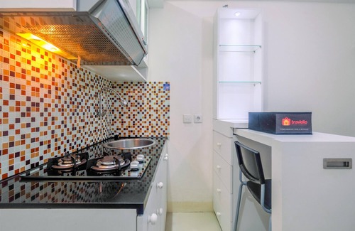 Rawasari Apartment | Relaxing 2BR at Green Pramuka Apartment