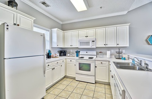 Carolina Forest Apartment | Relaxing 2BR Unit with Pool View