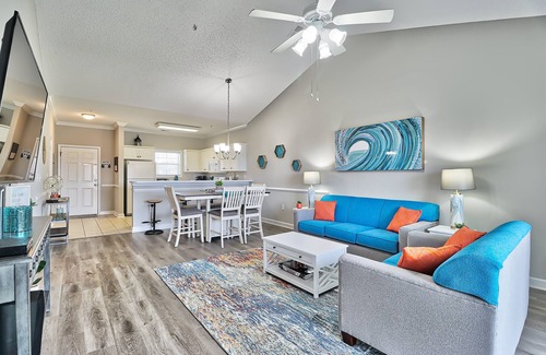 Carolina Forest Apartment | Relaxing 2BR Unit with Pool View
