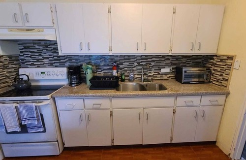 Hannah's Rest House | Relaxing 3-bedroom home with WiFi and AC in lovely Frederiksted