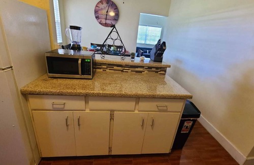 Hannah's Rest House | Relaxing 3-bedroom home with WiFi and AC in lovely Frederiksted