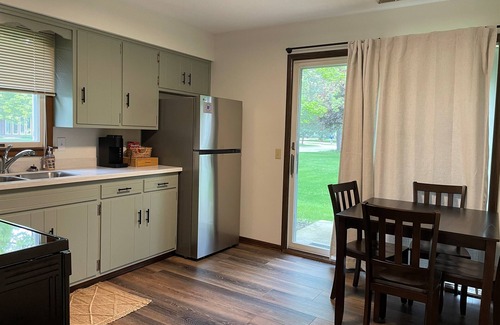 Archbold House | Relaxing Apartment - Near Parks & Downtown Life