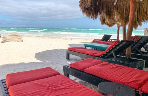 Zona Hotelera Apartment | Relaxing Beach Front Cabin - Cabañita