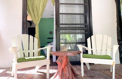Zona Hotelera Apartment | Relaxing Beach Front Cabin - Cabañita