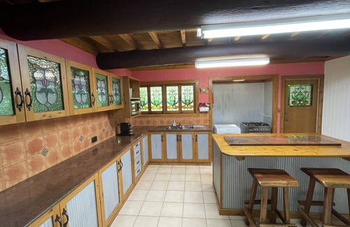 Booroobin House | Relaxing country retreat. Great for families and large groups.