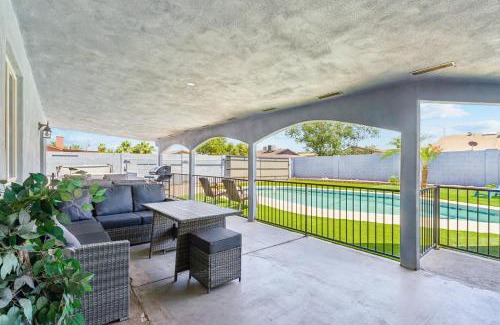 Mesa House | Relaxing Desert Oasis W Pool And Hot Tub