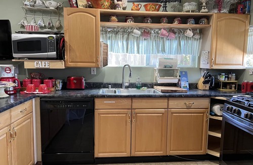Benicia Cottage | Relaxing Getaway in Historic Benicia