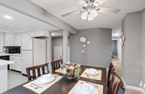 Little Canada House | Relaxing Home, Family friendly, close to Malls, 5 miles to DT St. Paul