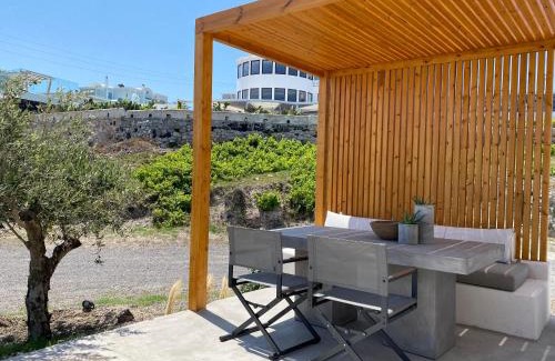 Santorini Villa | Relaxing Home