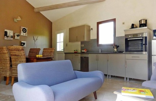 Malaucene Apartment | Relaxing Home Near Pool in Malaucène
