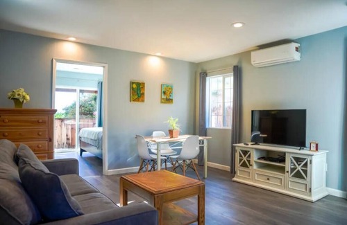 Millbrae House | Relaxing Home With SF Bay Viewnn