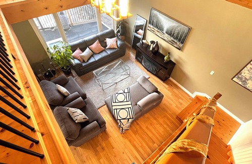 Scugog Cottage | Relaxing Lake Scugog Cottage – Stunning Sunsets, Great Fishing place!