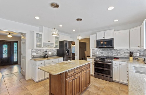 Dauphin House | Relaxing Mountain & Water Views w/a Pool -10 minutes to Harrisburg