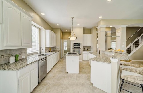 Prosper House | Relaxing Retreat Space