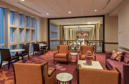 Blacksburg Hotel | Relaxing Room w/Free Parking | Explore Virginia Tech Campus | Hotel Unit