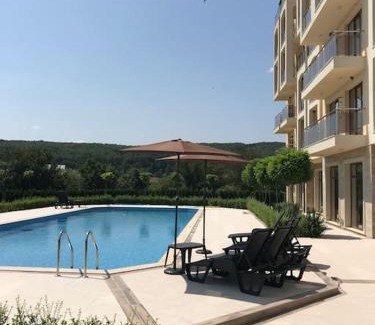 Shkorpilovtsi Apartment | Relaxing studio in Shartrez