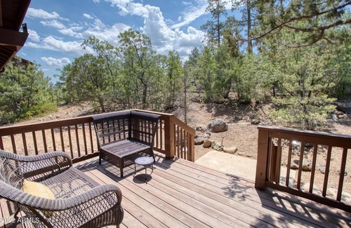 Torreon Ski Chalet | Relaxing Treetop Views, Fun for Your Family of 12