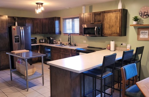 Oglesby Villa | Relaxing Villa at the Grand Bear Resort close to Starved Rock!