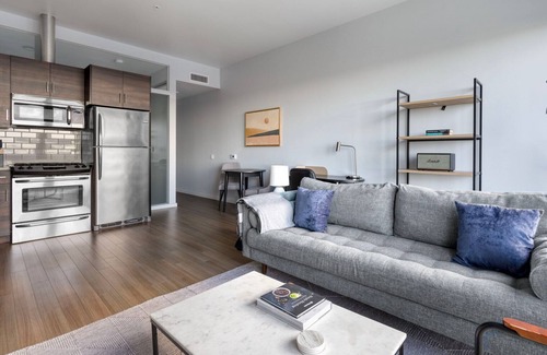 Civic Center Apartment | Remarkable Hayes Valley 1BR w/Pool, walk to Tech HQs, by Blueground