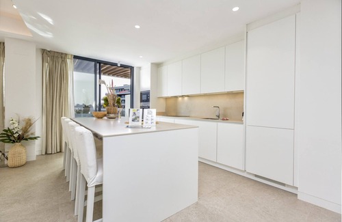 Torremolinos Apartment | Rembrandt | Beachfront apartment in Torremolinos