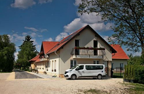 Aszar House | Rembrandt Vendégház