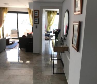 Eastern Khezama Apartment | Remise des clés