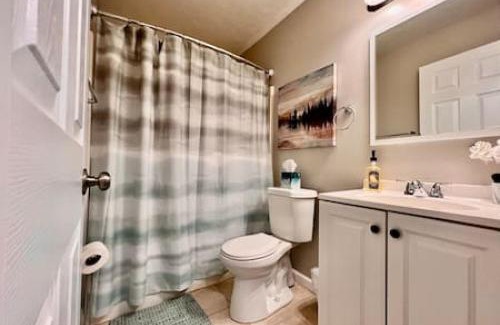 Lindenwald House | Remodeled 2 BDRM Ranch Attached Home Liberty, TWP