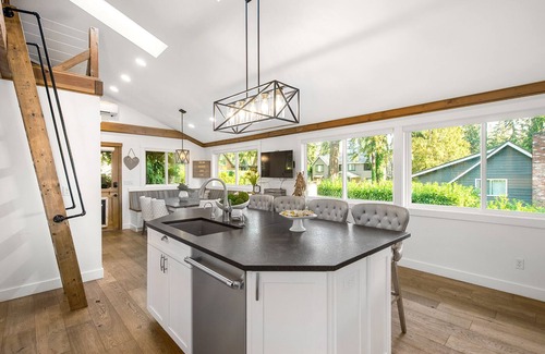 West Bellevue House | Remodeled Bellevue Oasis – Walk to Downtown, Private Hot Tub & Tranquil Garden