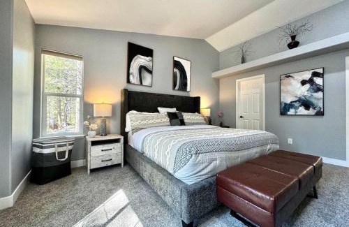 Pioneer Trail House | Remodeled Convenient Tahoe Retreat