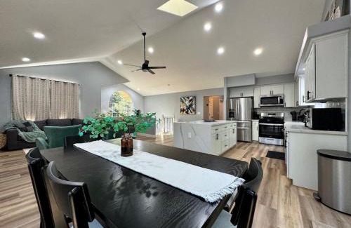 Pioneer Trail House | Remodeled Convenient Tahoe Retreat