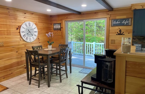Hesston House | Remodeled home less than 1 mile from entrance to Seven Points at Raystown Lake