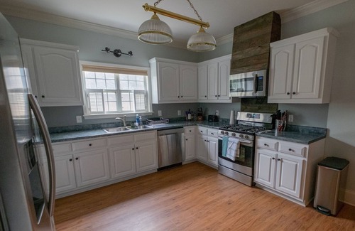 Fayetteville House | Remodeled modern gem in the heart of Fayetteville