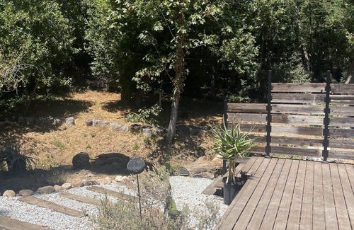 Felton House | 🌲 Remodeled romantic 1 bedroomCottage with Large Deck & Soaking Tub – Peaceful 💖
