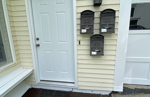 Farmington Apartment | Remodeled studio apartment half a block away from historical downtown Farmington