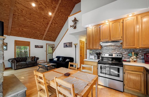 Mathias House | Remote Cabin Surrounded by Wilderness