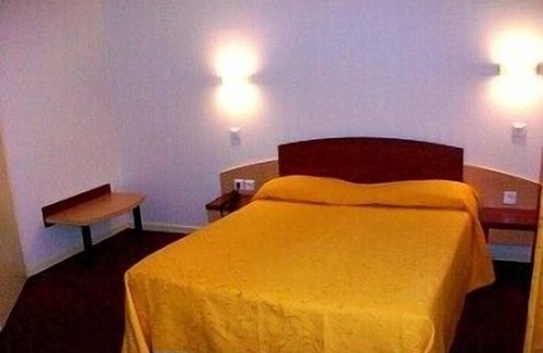 Knutange Hotel | Remotel