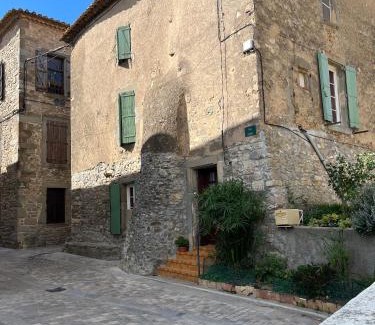 Mailhac Bed & Breakfast | Remparts House