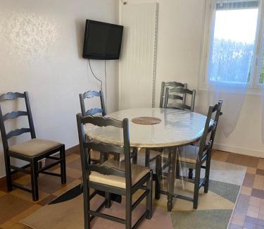 Carentan House | Renardeau