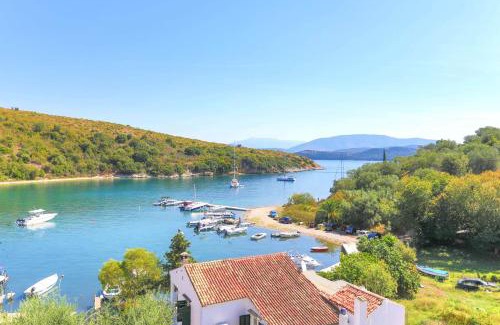Agios Stefanos Apartment | Renoula Saint Stephanos